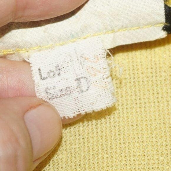 Vintage 60s Yellow Daisy Button Dress - Picture 7 of 10